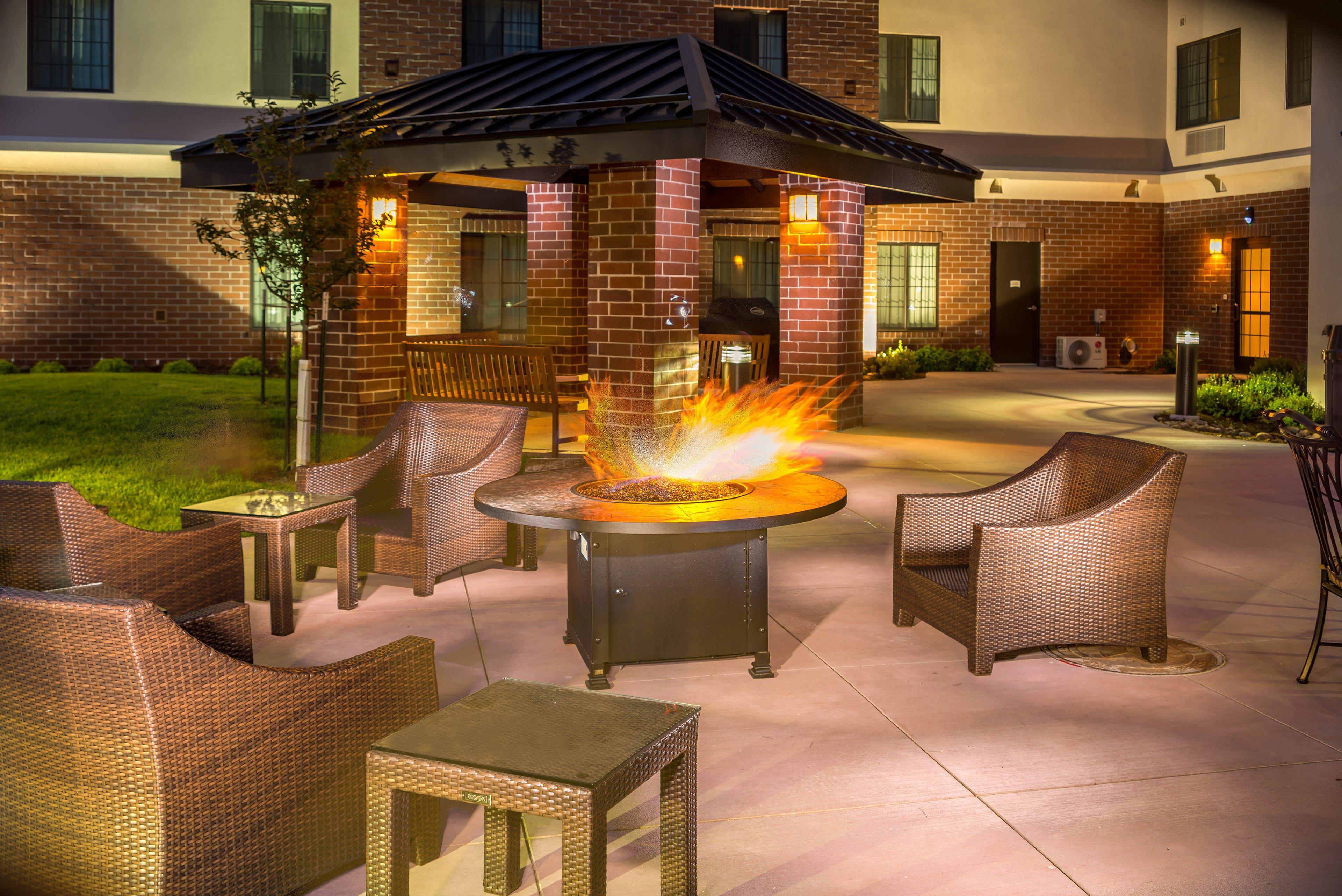 Staybridge Suites Denver - Central Park By Ihg Exterior foto