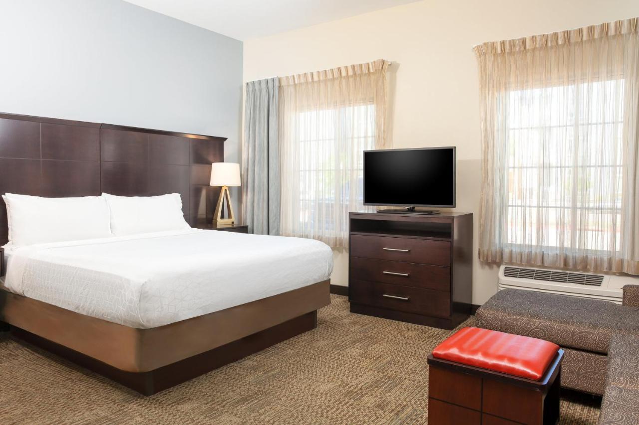 Staybridge Suites Denver - Central Park By Ihg Exterior foto