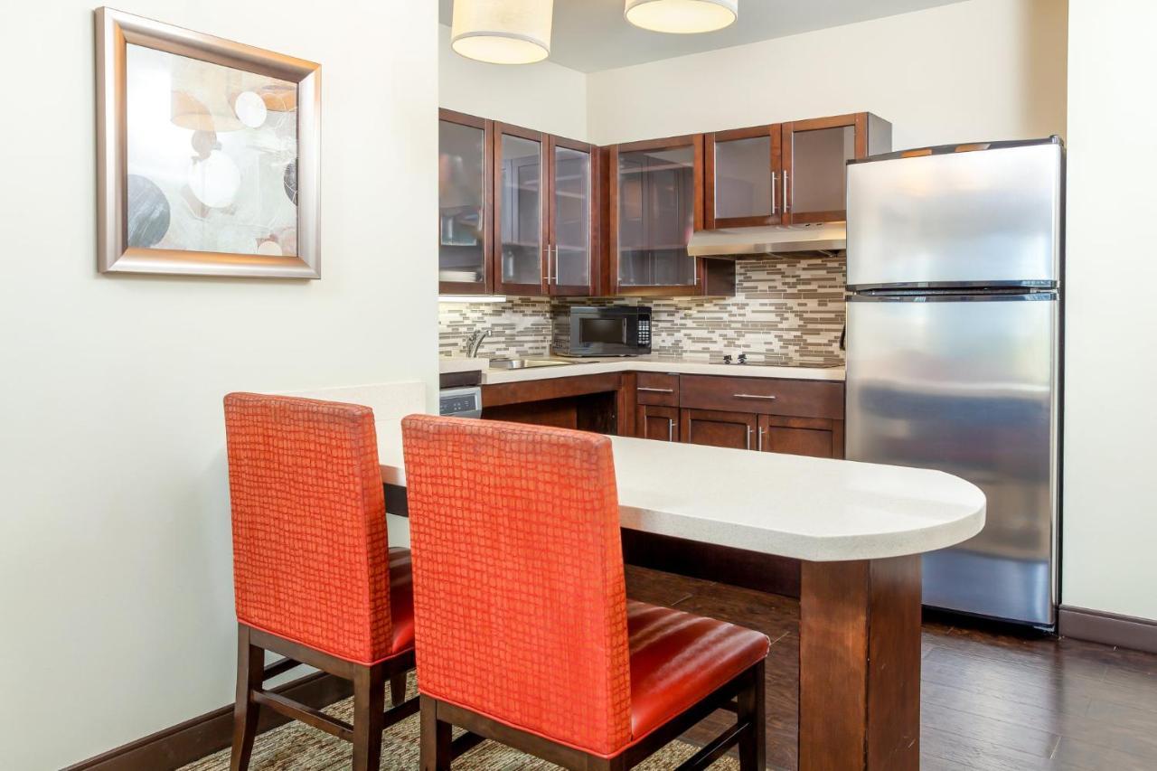 Staybridge Suites Denver - Central Park By Ihg Exterior foto