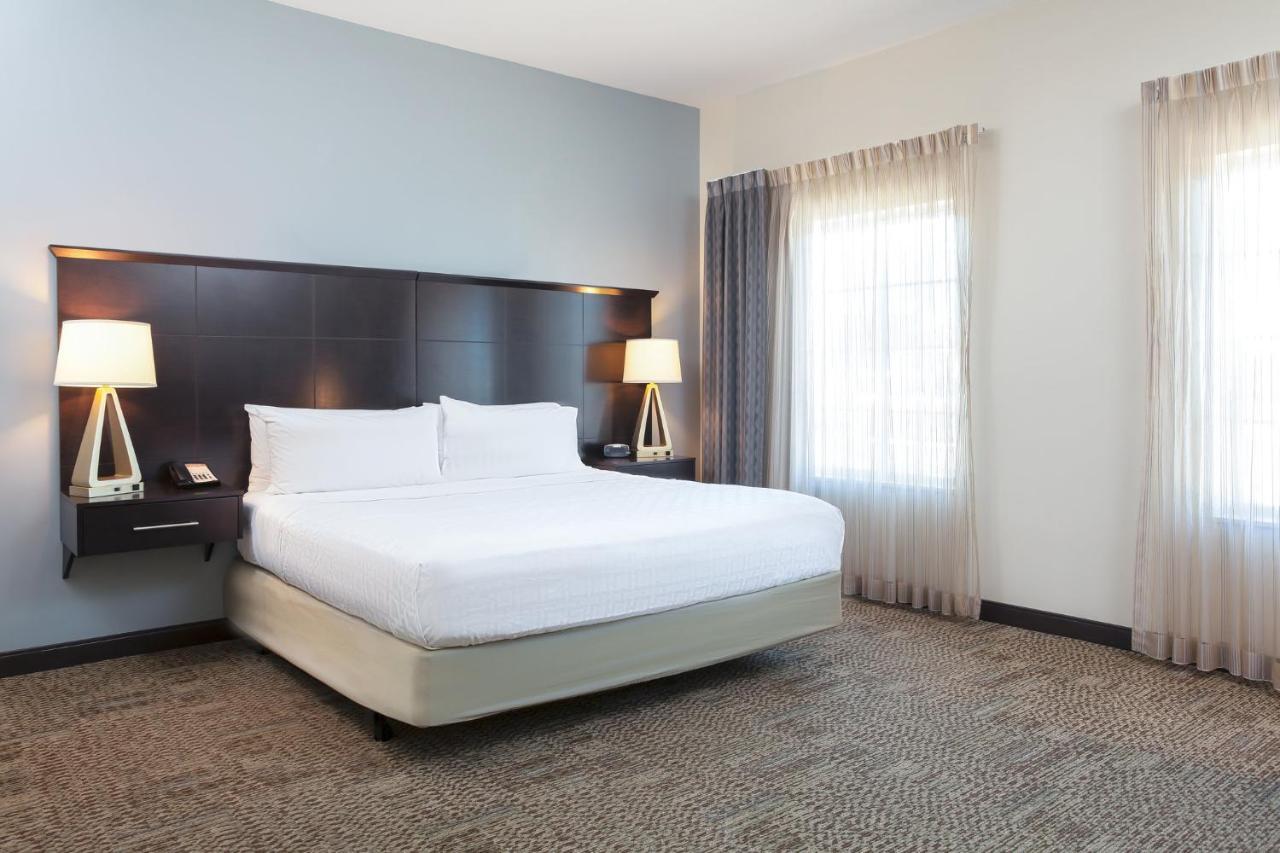 Staybridge Suites Denver - Central Park By Ihg Exterior foto