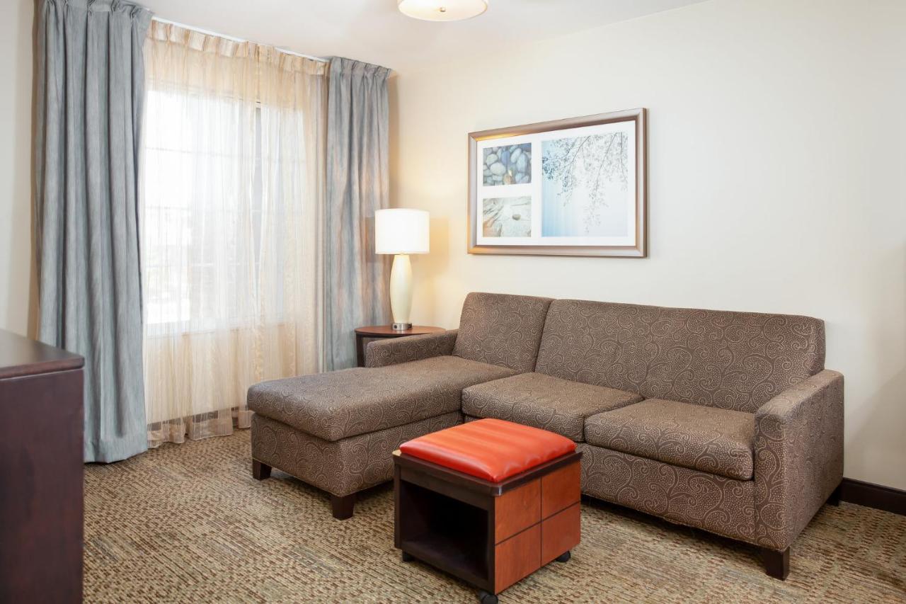 Staybridge Suites Denver - Central Park By Ihg Exterior foto