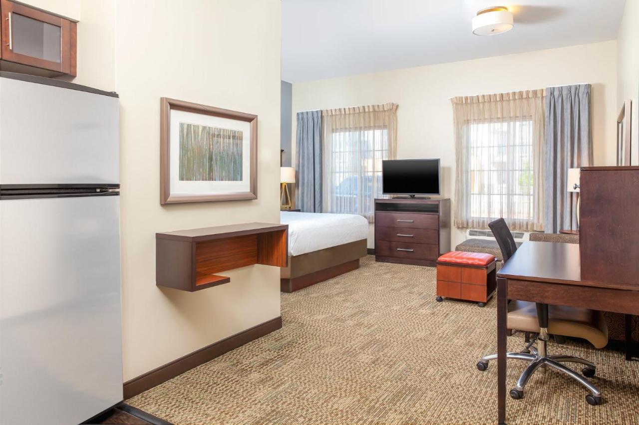 Staybridge Suites Denver - Central Park By Ihg Exterior foto
